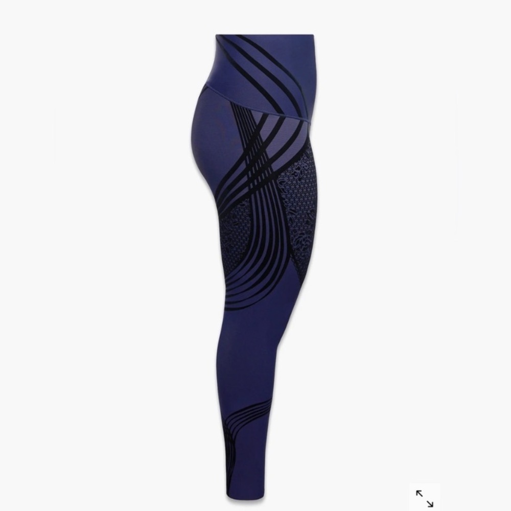 Savage X Fenty Special FX High-Waist Legging - Picture 4 of 10